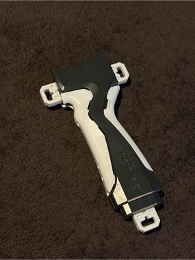 Beyblade Burst Takara Tomy Launcher Grip
